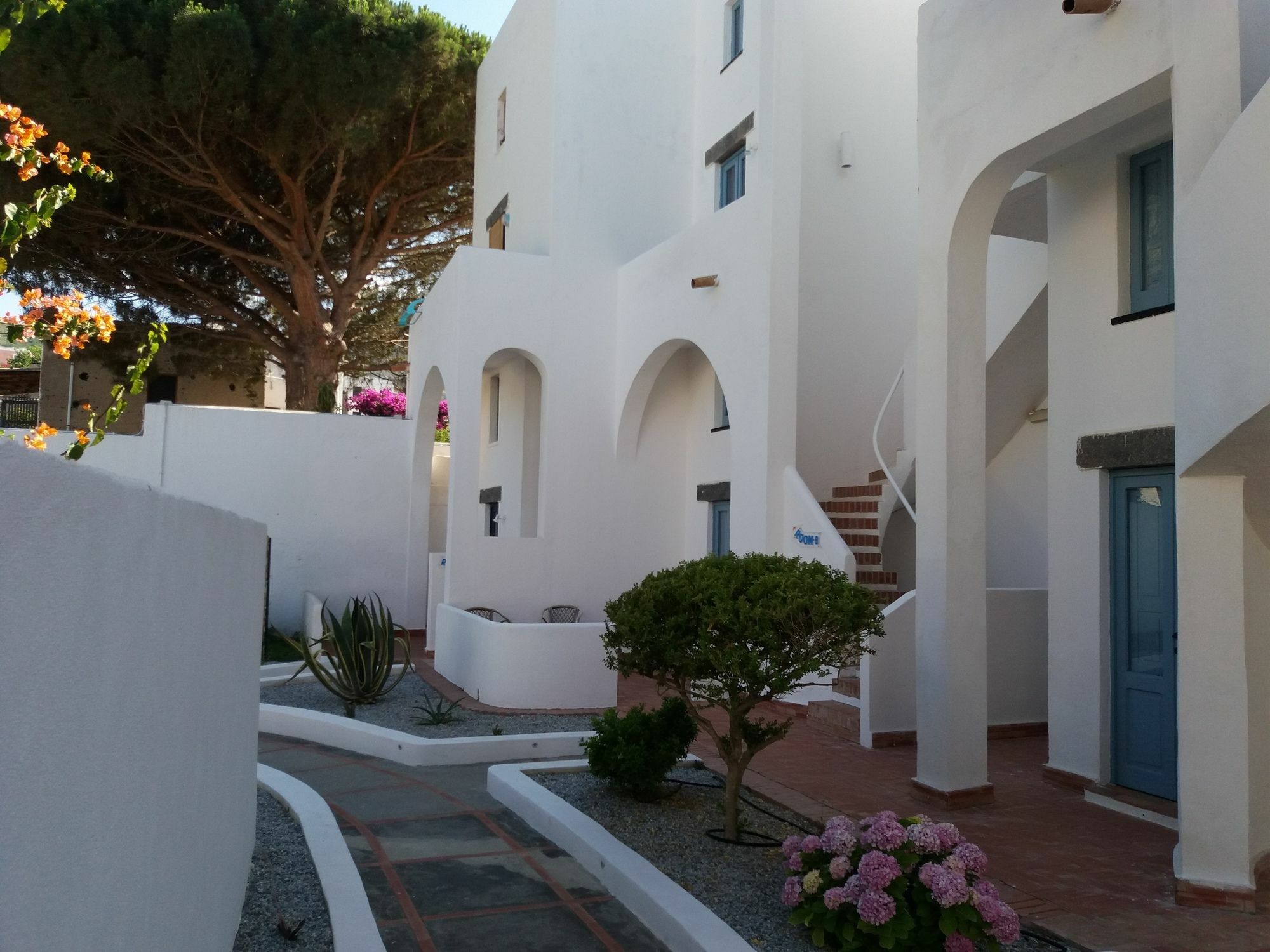 Hotel Santa Isabel Malfa  Exterior photo